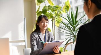 【転職活動に必要な英語力の目安とは？】求められる英語力の基準や対策を解説