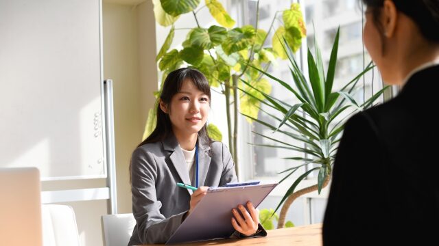 【転職活動に必要な英語力の目安とは?】求められる英語力の基準や対策を解説