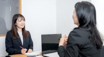 【20代で外資系へ転職するなら転職エージェントの利用がおすすめ！】転職で有利になるポイントや転職エージェントを利用するメリットをご紹介